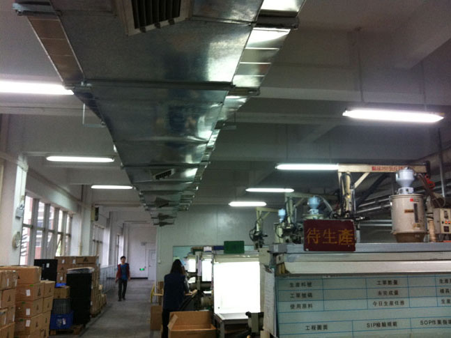 工廠(chǎng)車(chē)間通風(fēng)管道